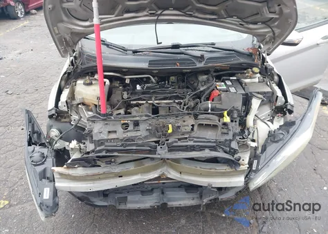 2015 Ford Fiesta Se z USA, uszkodzony, nr VIN 3FADP4BJXFM199659